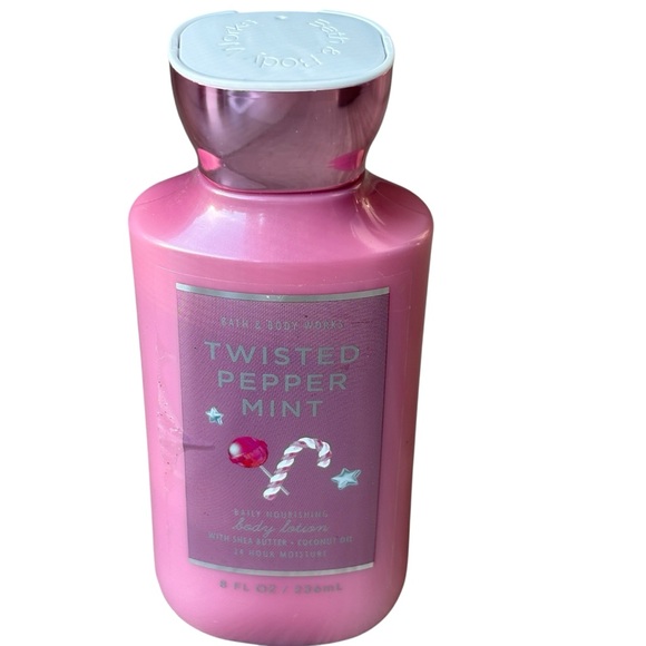 Bath & Body Works Twisted Peppermint Body Lotion 8 oz (B) - Picture 1 of 4